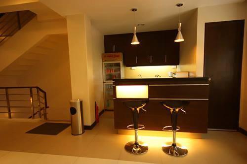 Olongapo Travel Lodge Bagian luar foto